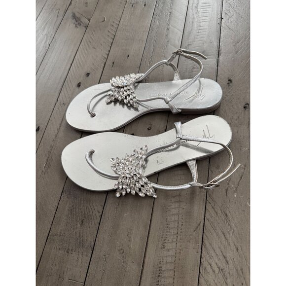Giuseppe Zanotti Crystal Butterfly Embellished Flat Leather T Strap Sandals 36 - Picture 4 of 7